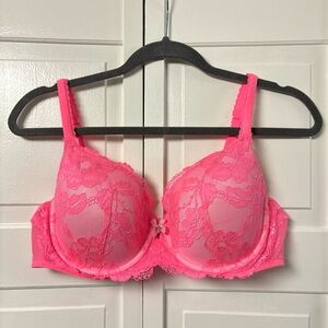Victoria's Secret Body by Victoria Lined Demi Pink Lace Bra - Size 38C